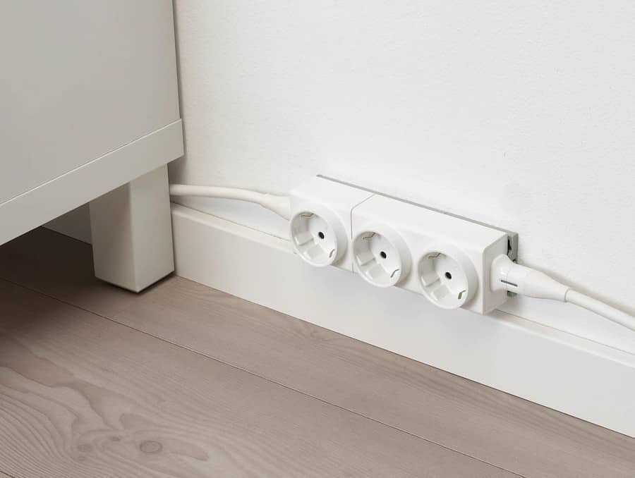 Sockets and extension cable can be extended