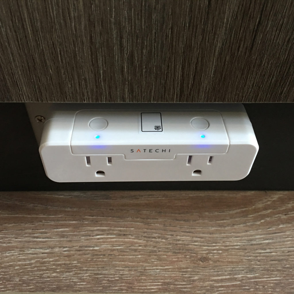 1562767883 106 Satechi Dual Smart Outlet review – Homekit News and Reviews