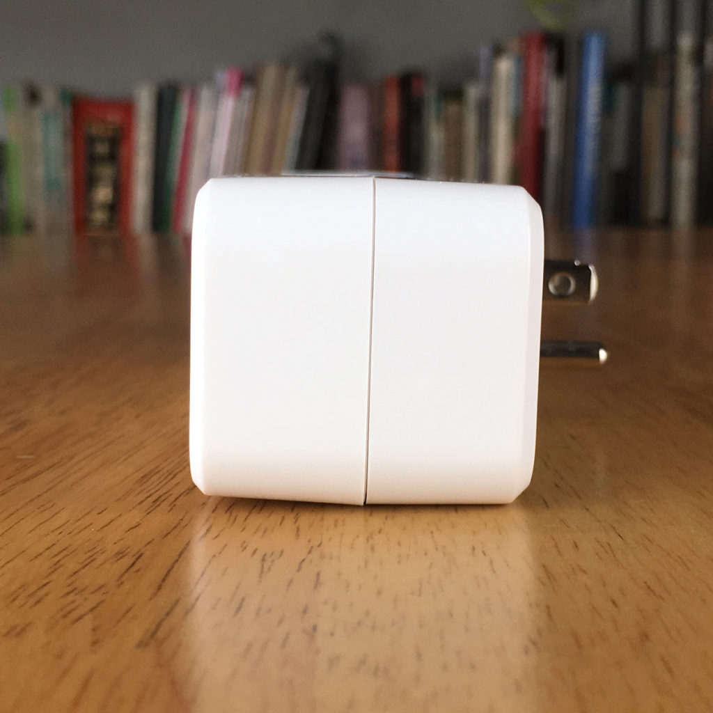 1562767883 67 Satechi Dual Smart Outlet review – Homekit News and Reviews