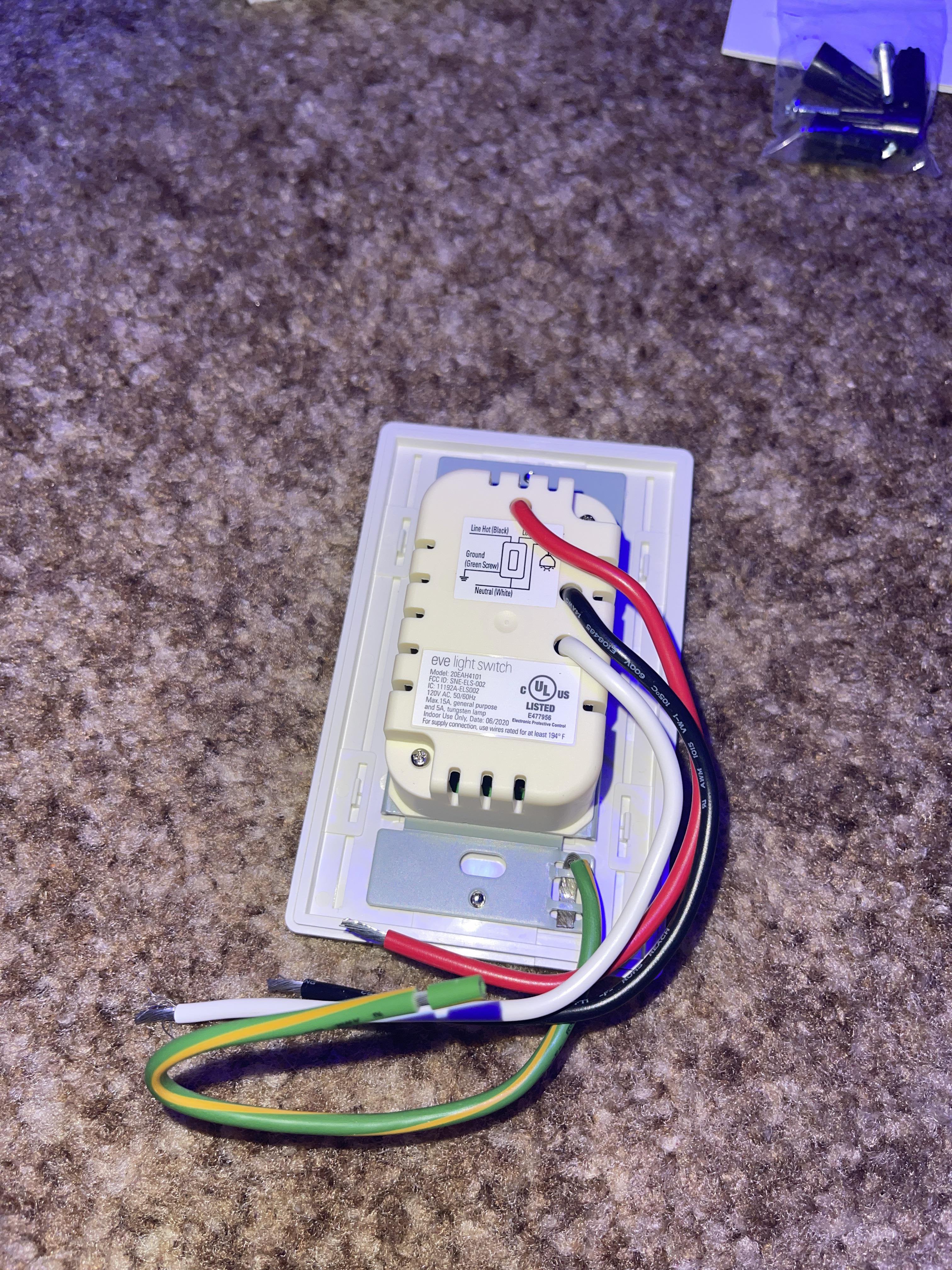 Help with Eve Light Switch